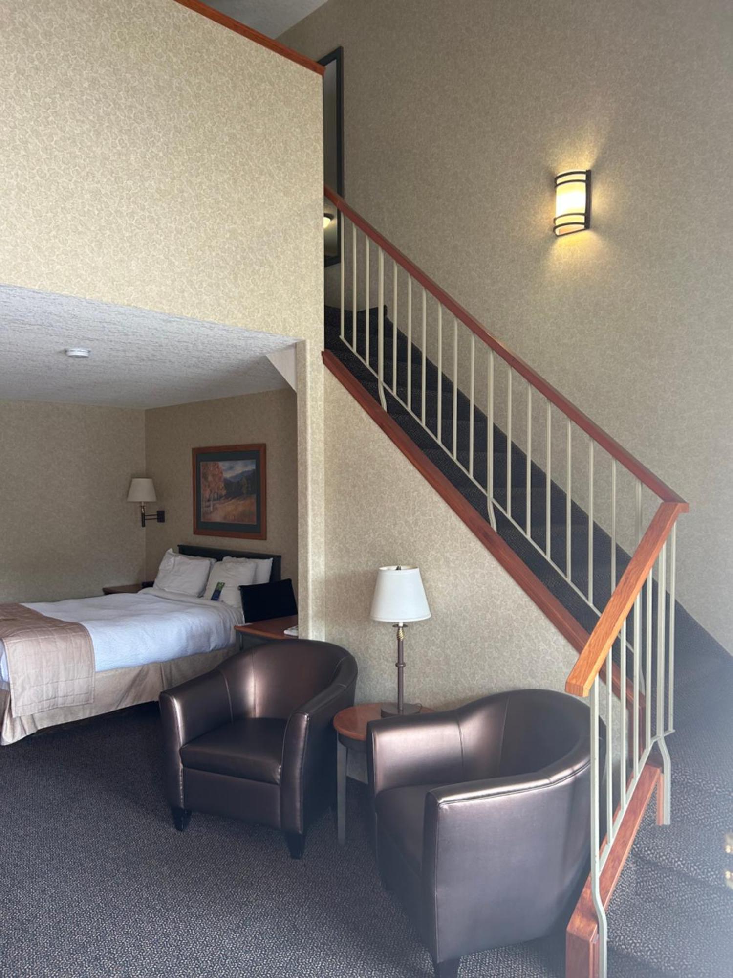 Lakeview Inns & Suites - Hinton Exterior foto